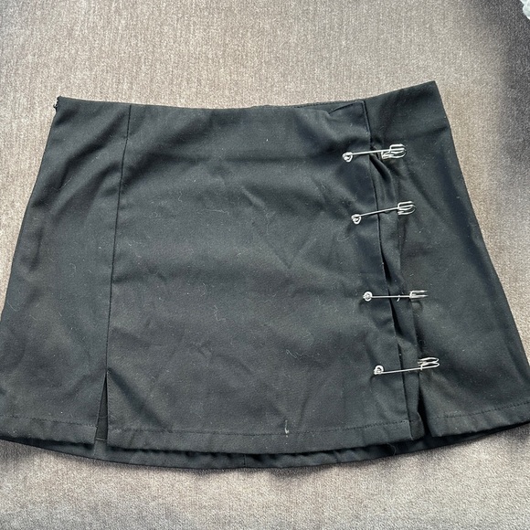 Black Safety Pin unif Skirt - Picture 1 of 5